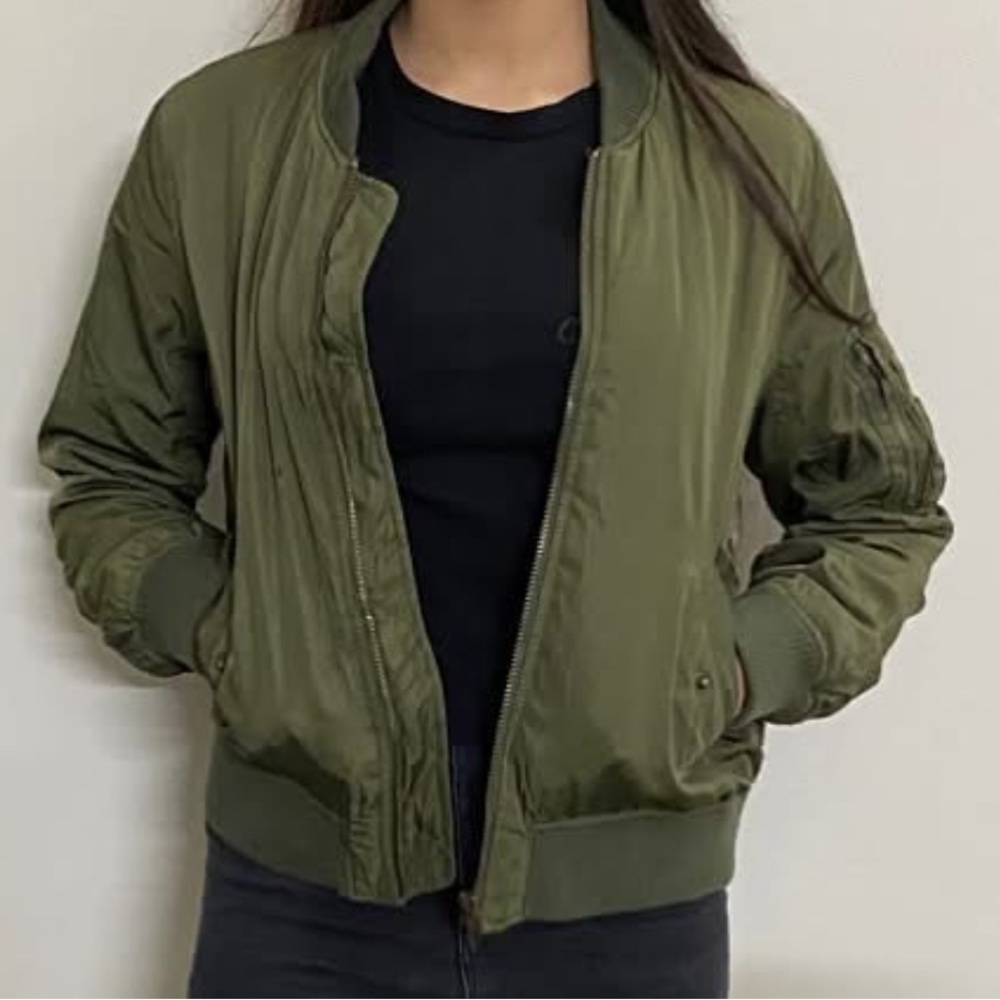 INGNI green padded bomber jacket size women’s medium full zip (bin BB)